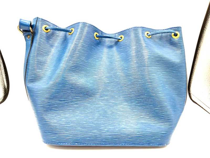 ルイヴィトン買取 プチノエ M44105